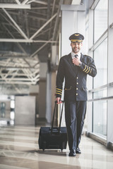 Pilot in airport © Vasyl