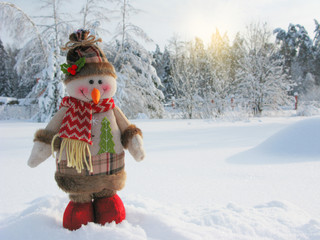 happy snowman christmas greeting card with snow and snowflakes