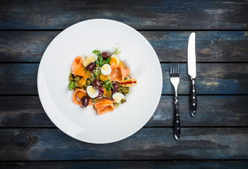 Smoked salmon salad