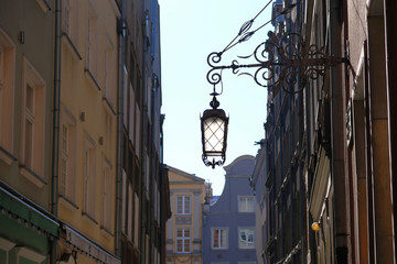 Fototapeta na wymiar Gdańska Starówka, Polska - latarnia na ulicy Kaletniczej