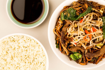 Chinese Style Wok Fried Shanghai Beef Noodles