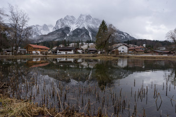 Fototapeta na wymiar Grainau Bayern Alpen 