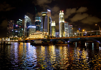 Fototapeta na wymiar Singapour business center by night