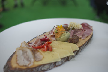 Wurst und Käseplatte