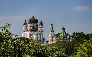 Fototapeta na wymiar beautiful orthodox cathedral