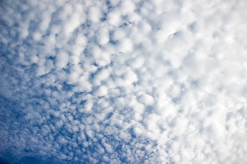 Obraz premium Blue sky and white clouds,idea is to boost the business spirit.