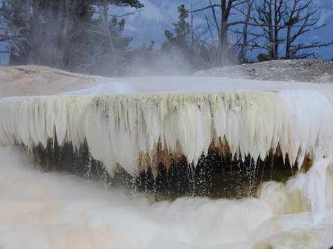 Sulfur fall