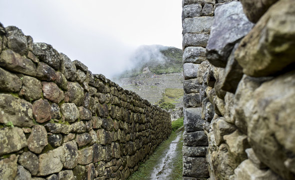 stone street - machu pichu