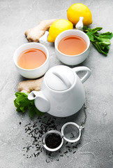 Tea with lemon and mint