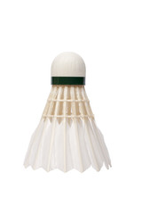 Fototapeta na wymiar Badminton tüy tüy top, badminton topu, beyaz izole edilmiş arka plan, zemin