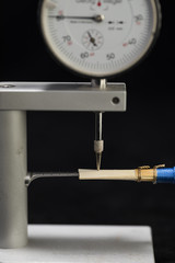 Micrometer with a bassoon reed