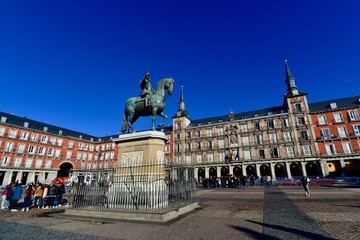 マドリードの宮殿と教会