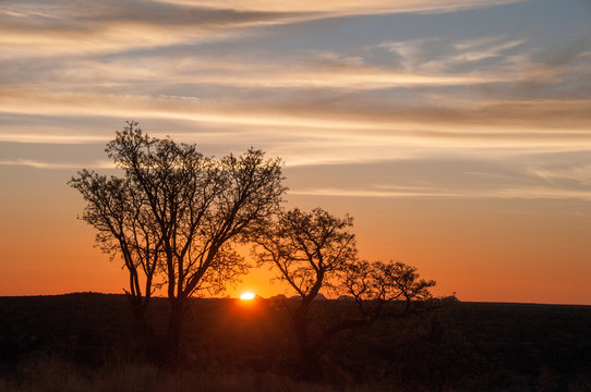 Sonnenuntergang in Omaruru, Namibia
