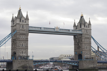 Obraz na płótnie Canvas London bridge
