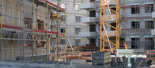 Baustelle, Neubau im Rohbau 