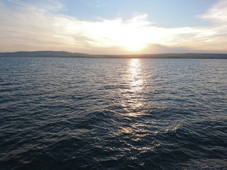 Obraz premium sunrise reflection at sea
