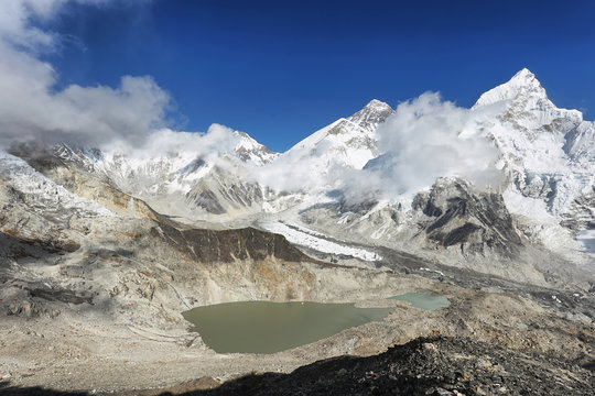 Changtse, Everest and Nuptse from Kalapattar, 5545m