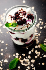 quark mit blaubeeren und haferflocken