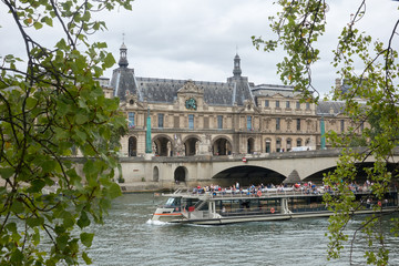 A walk on a river boat along the Tuileries Palace along the Seine River