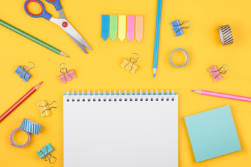 Colored art hobby set