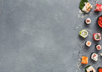 Top view on set of sushi roll and gunkan © Prostock-studio