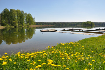 Wiosna nad jeziorem, Serwy, Poland - obrazy, fototapety, plakaty