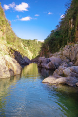 Fototapeta na wymiar somoto canyon, Nicaragua, river in the middle of the canyon