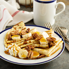 Crepes with bananas and caramel