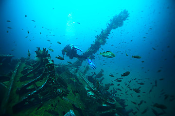 Fototapeta na wymiar shipwreck, diving on a sunken ship, underwater landscape