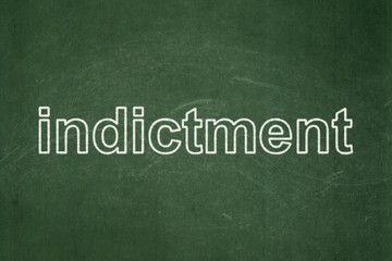 Obraz premium Law concept: text Indictment on Green chalkboard background