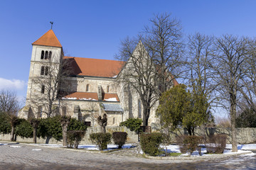 Fototapeta na wymiar Romanesque monastery church of Ocsa