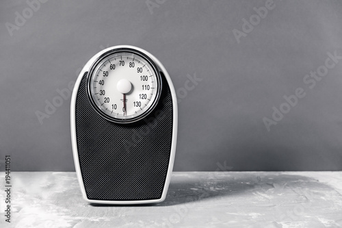 "Personenwaage" Stockfotos und lizenzfreie Bilder auf Fotolia.com