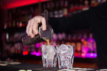 alcoholic drink is pours