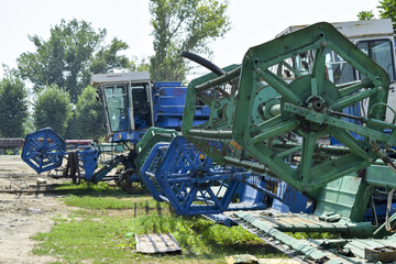 Combine harvesters. Agricultural machinery.