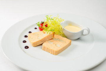 Restaurant dish, neat stash decorated with verdure