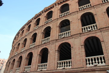 Obraz premium Italian archway on typical ancient structure