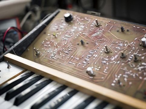 Repair Of Electronic Musical Instrument
