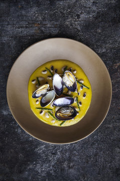 Mussel dish served with cowpea sauce