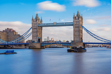 Fototapeta na wymiar View of Tower Bridge