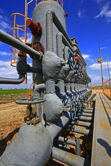 Oil pipes and valves