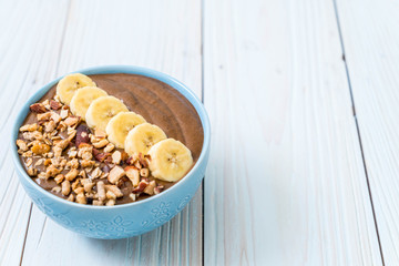 chocolate smoothies bowl