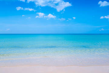 Fototapeta premium Calm Sea and Blue Sky Background.