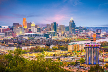 Cincinnati, Ohio, USA Skyline - obrazy, fototapety, plakaty