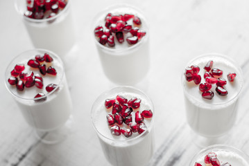 Dessert cakes pomegranate