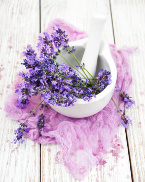 bath salt and fresh lavender