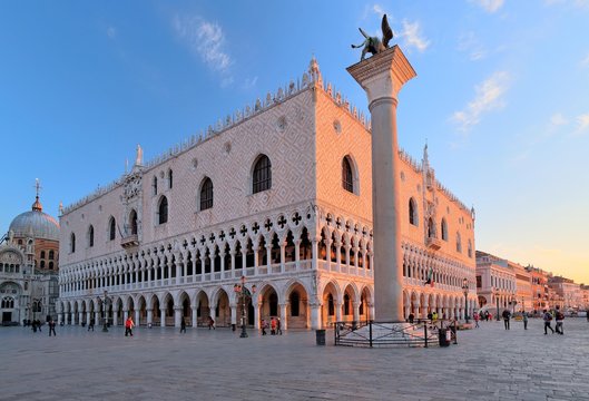 Piazzetta with Doge's Palace, Morning Mood, Venice, Italy, Europe