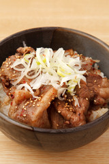 カルビ丼