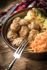 Meatballs and mashed potatoes