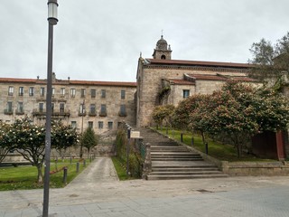 Escaleras de acceso a la La iglesia de San Francisco en Pontevedra