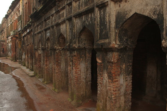 Ruined house in Panam Nagor. An ancient historical city, Sonargaon, Bangladesh. Historical buildings which were built centuries ago during the time of Baro-Bhuyan (warrior chiefs and landlords)